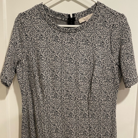 NWT LOFT Leopard Jacquard Midi Dress with slit Size 10 Petite Black White - Picture 6 of 15